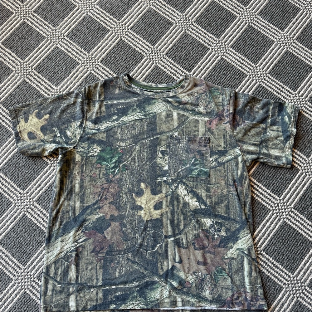 Realtree Men's Camouflage Short Sleeve Tee Vintage